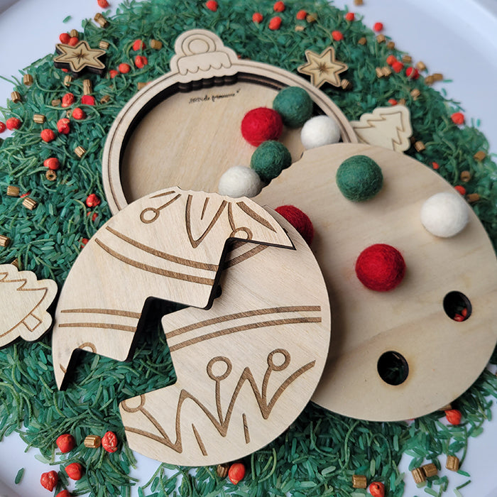 Plateau sensoriel boule de Noël 3-en-1 en bois – Transvasement, puzzle dès 2 ans Brin de frimousse