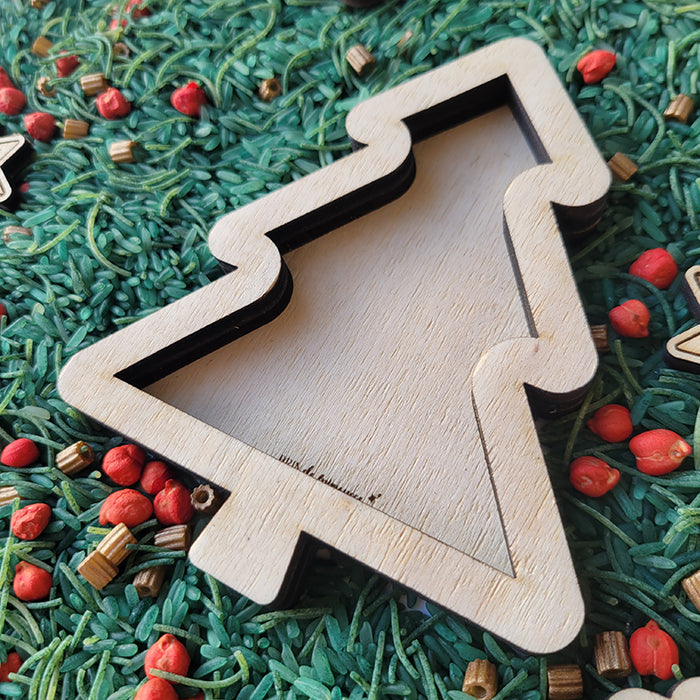 Plateau de transvasement Sapin de Noël en bois – Activité sensorielle Brin de frimousse